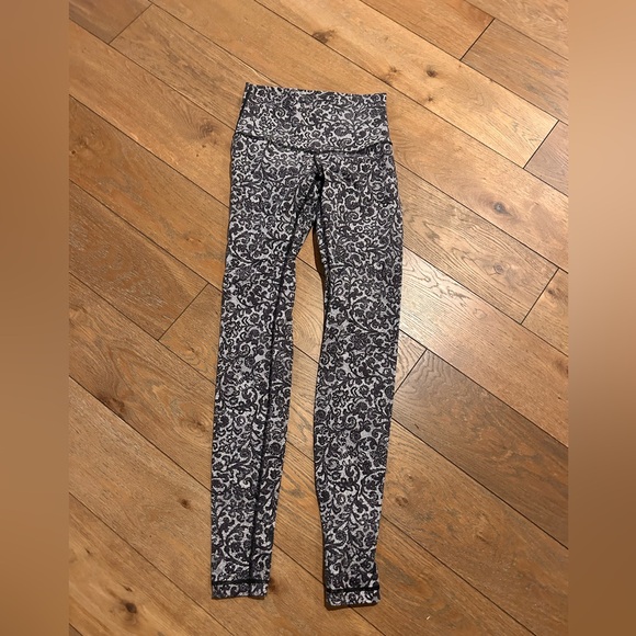 lululemon athletica Pants - Lululemon Black and White Patterned full length Leggings